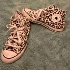Converse All Star Women's Leopard Print High-Top Sneakers women’s 8.5